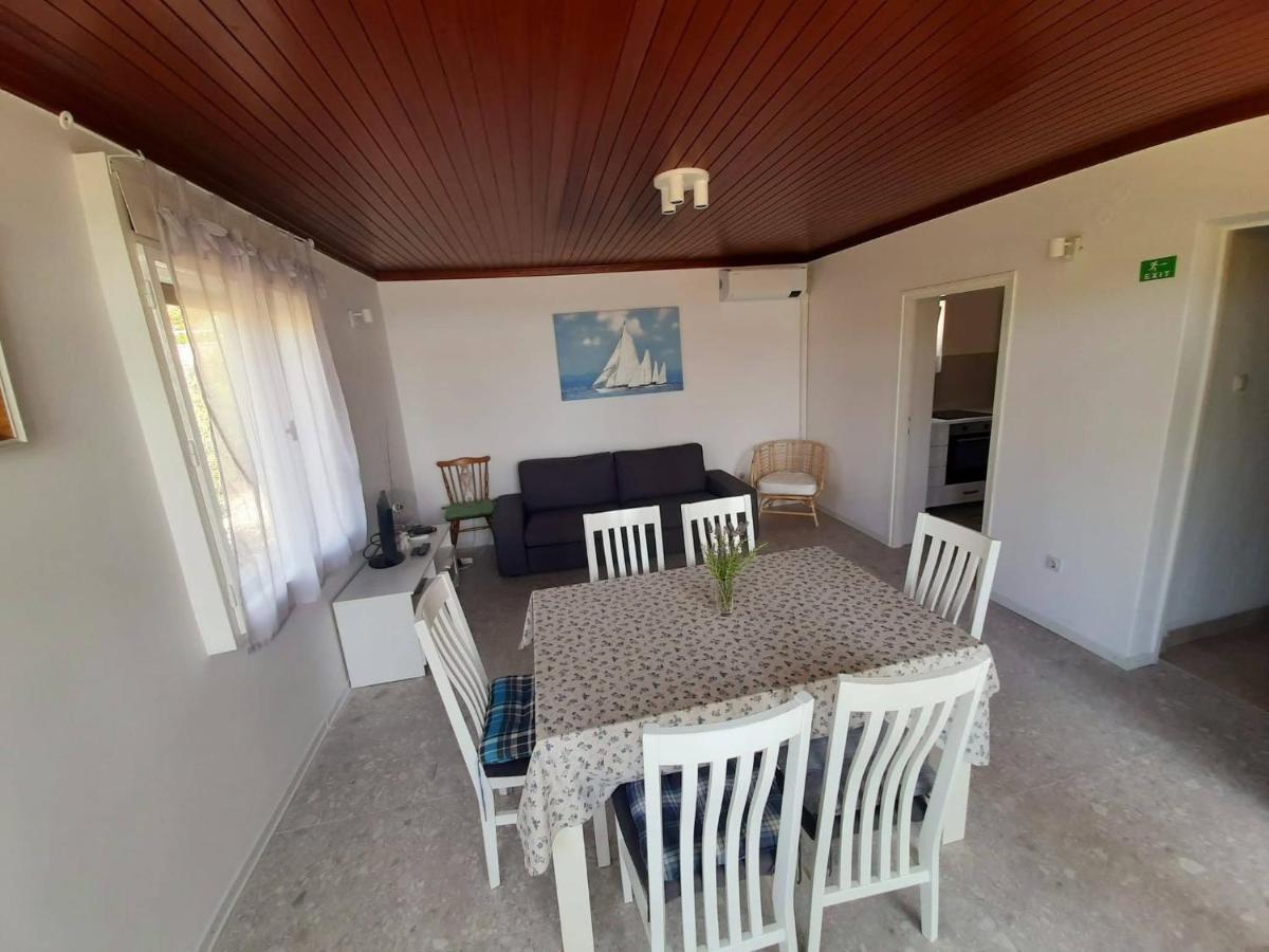 Apartment Riko - Accomodation "With" The Adriatic Sea Kampor エクステリア 写真