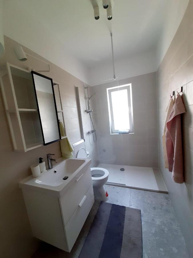 Apartment Riko - Accomodation "With" The Adriatic Sea Kampor エクステリア 写真